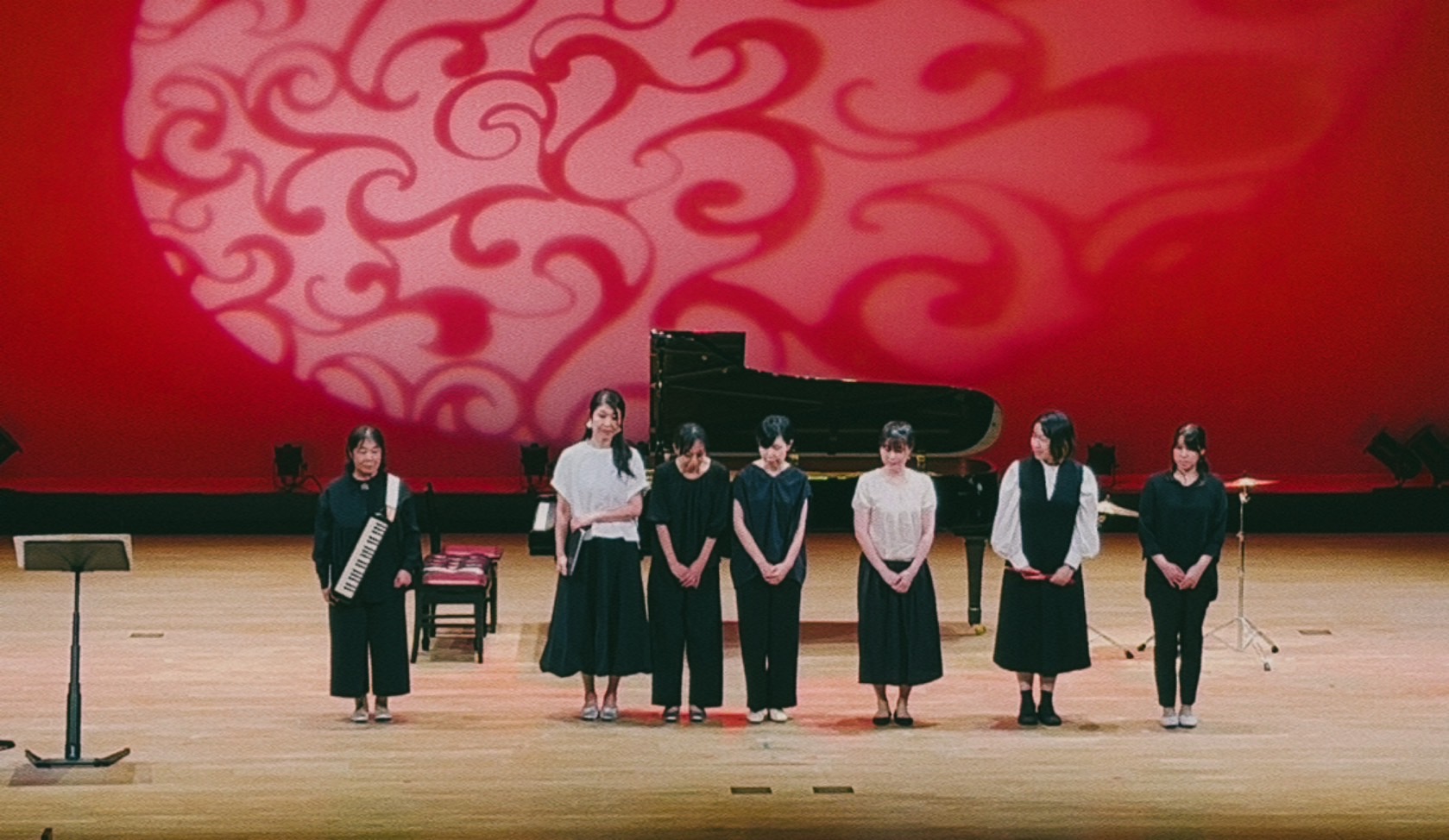 「ボレロ8手連弾」演奏いたしました♪